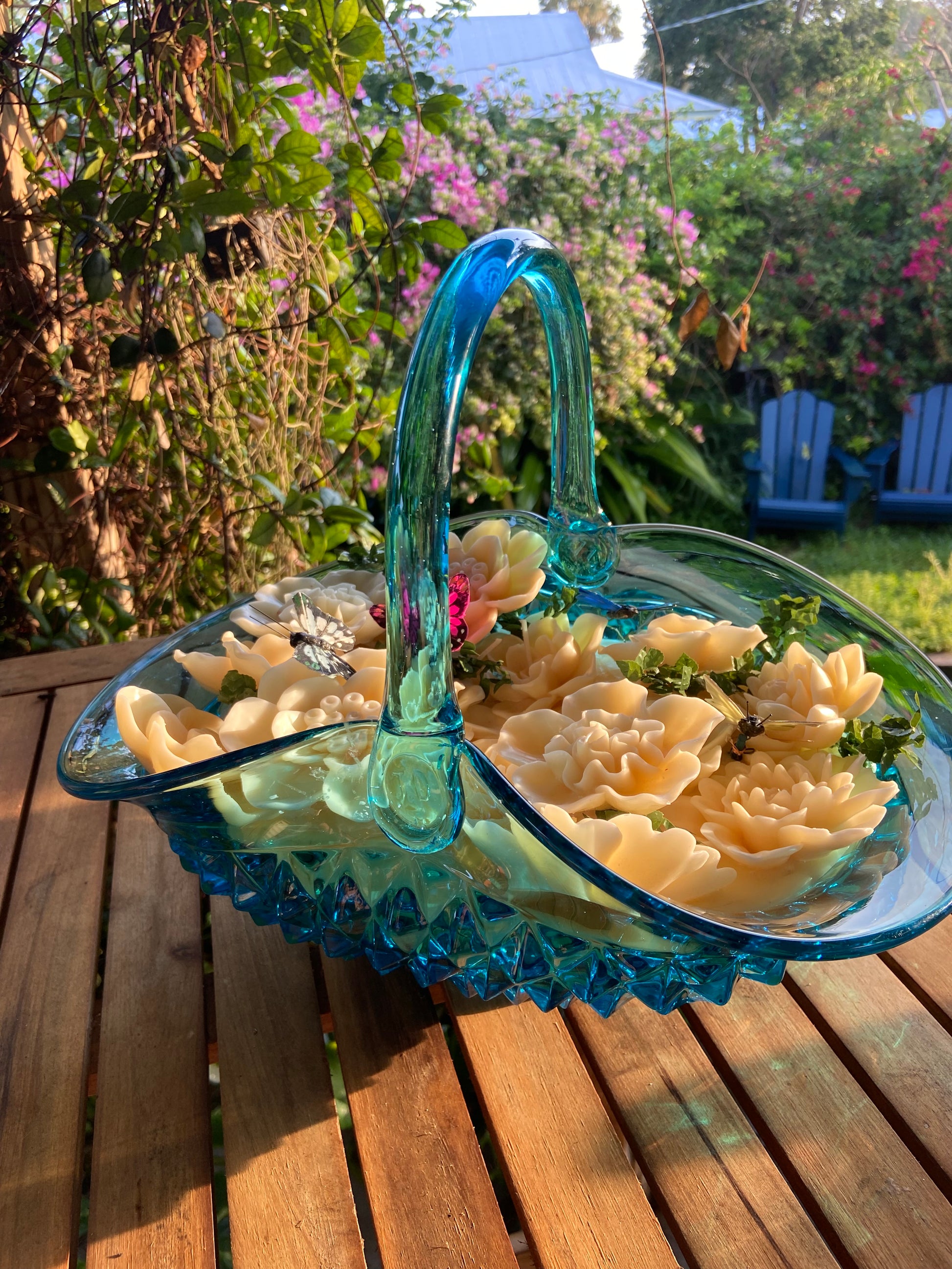 Candle of the Month: May “Fluttering Petals”