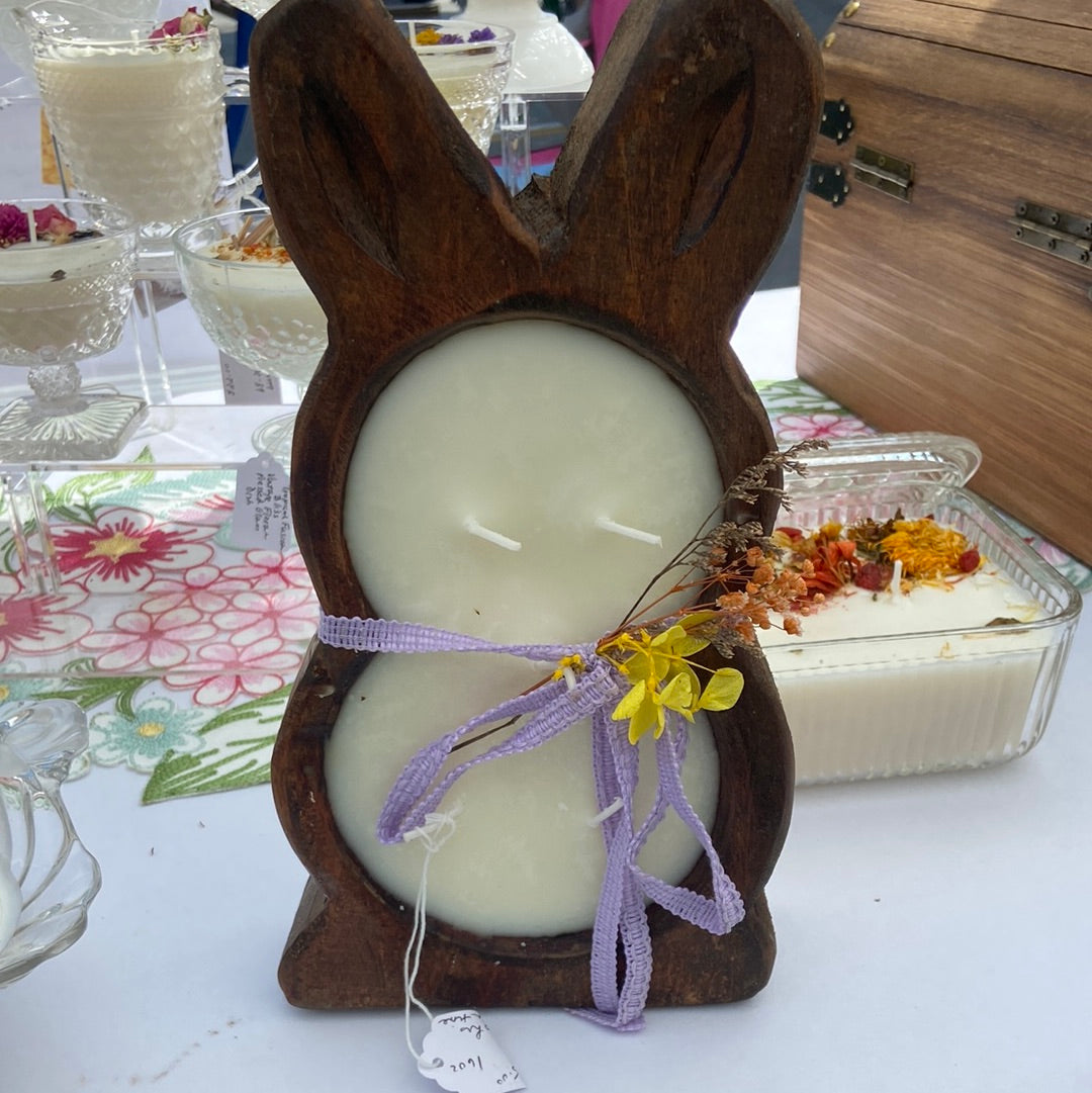 Vintage Coastal Candle Collection: Chestnut Bunny Dough Bowl
