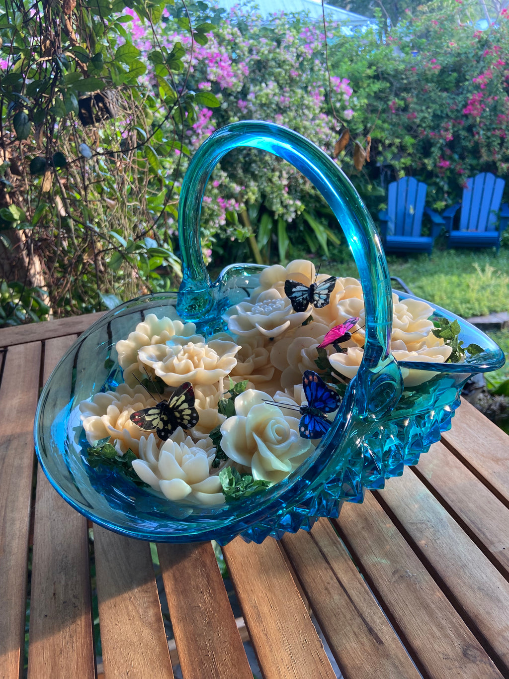 Candle of the Month: May “Fluttering Petals”