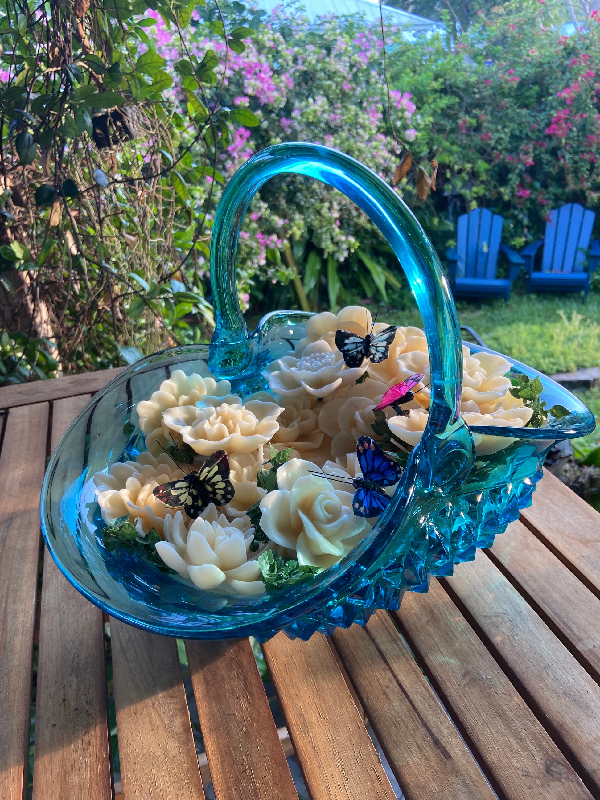Candle of the Month: May “Fluttering Petals”